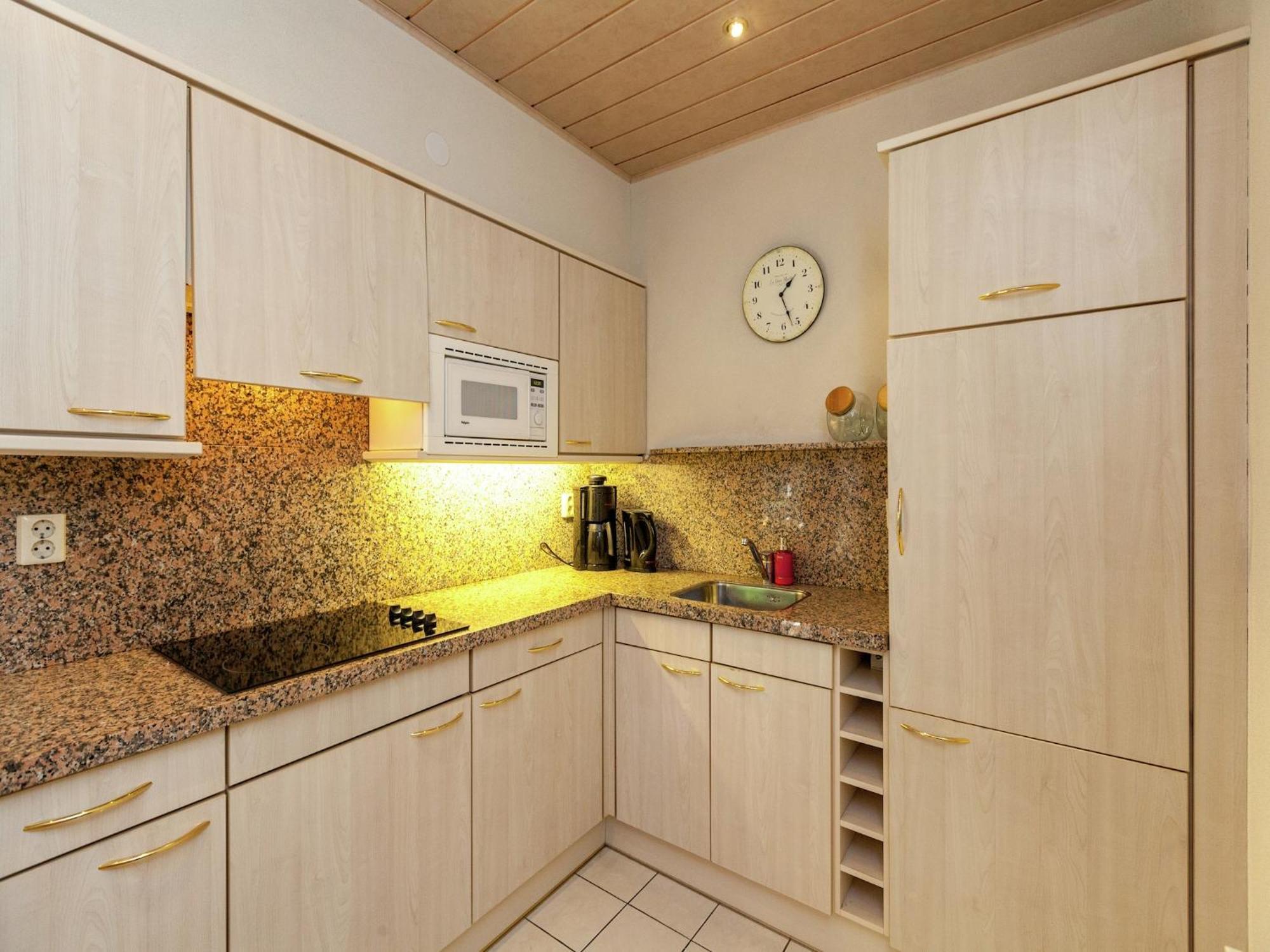 Quaint Apartment In Oostkapelle Zealand With Terrace Eksteriør bilde